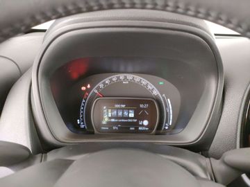 Car image 11