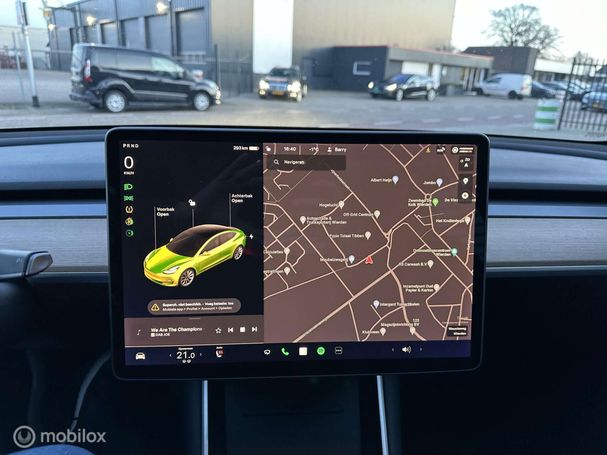 Tesla Model 3 60 Plus 239 kW image number 16