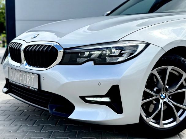 BMW 320d Touring Sport Line 140 kW image number 10