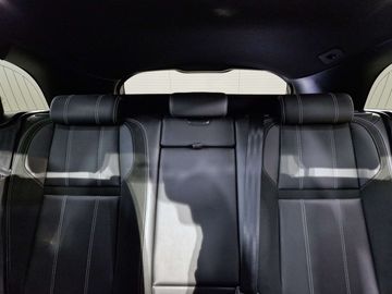 Car image 37