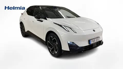 Car image 2