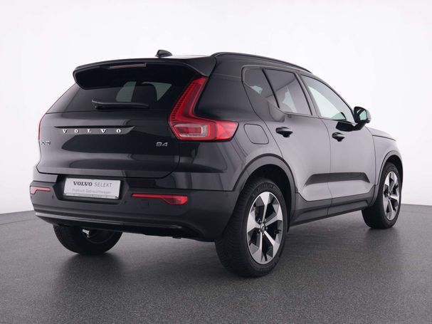 Volvo XC40 B4 Ultimate Dark 145 kW image number 3