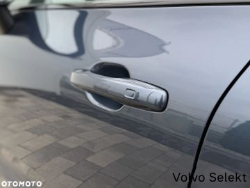 Car image 40