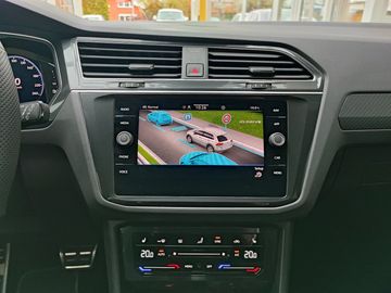 Car image 38