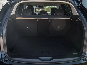 Car image 35