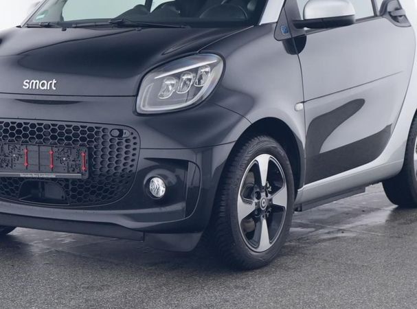 Smart ForTwo cabrio EQ passion 60 kW image number 4