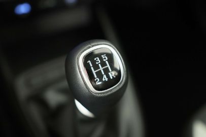 Car image 26