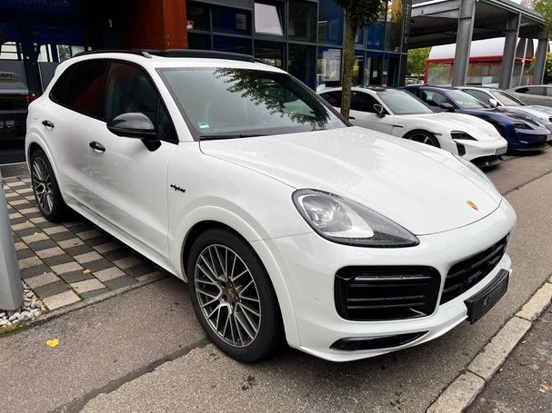 Porsche Cayenne E-Hybrid 340 kW image number 2