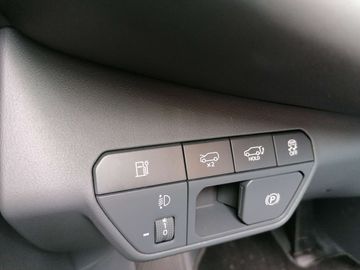 Car image 33