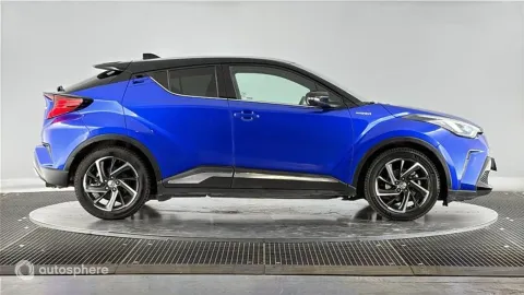 Car image 5