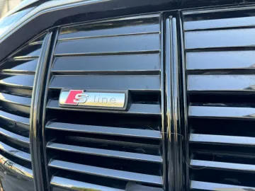 Car image 36