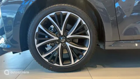 Car image 20