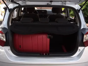 Car image 39