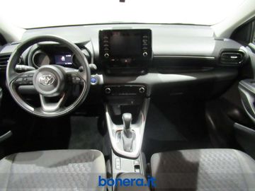 Car image 9