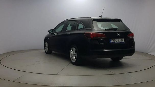 Opel Astra 107 kW image number 4