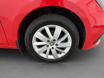 Car image 31