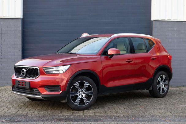 Volvo XC40 T3 Momentum Pro 120 kW image number 1