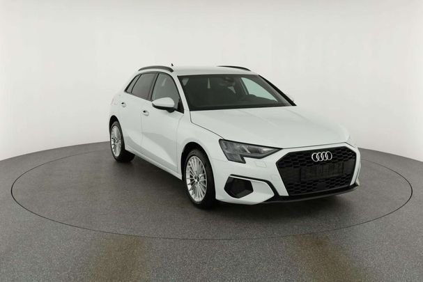 Audi A3 30 TDI S tronic S-line Sportback Advanced 85 kW image number 21