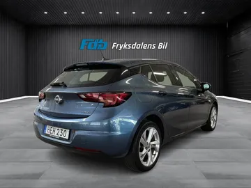 Car image 5