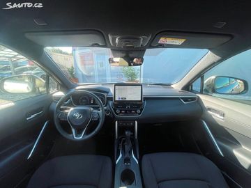 Car image 13