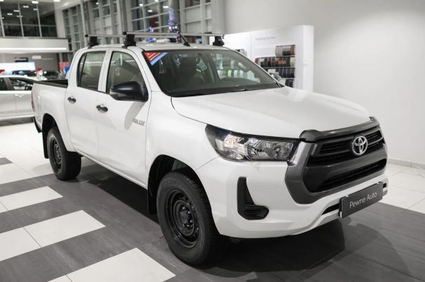 Toyota Hilux 110 kW image number 2