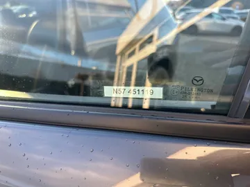 Car image 29