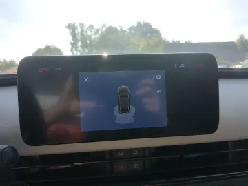 Car image 28