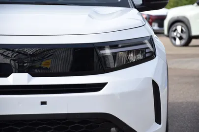 Car image 40