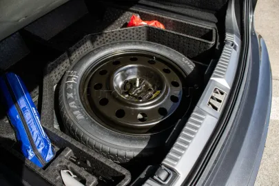 Car image 45