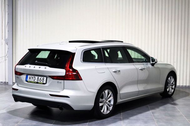 Volvo V60 D4 Geartronic Momentum 140 kW image number 2