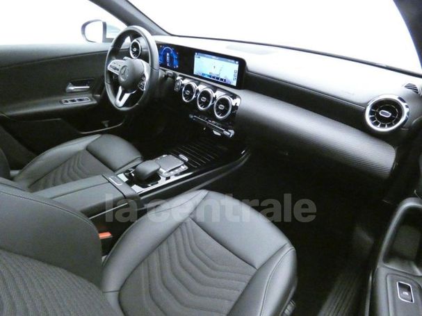 Mercedes-Benz A 180 d 85 kW image number 17