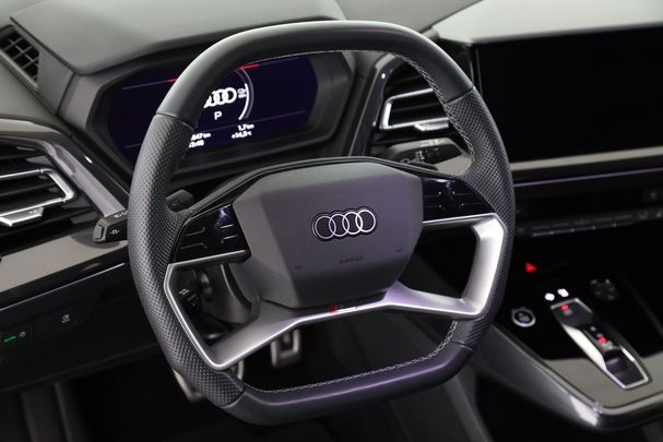 Audi Q4 40 e-tron S-line 150 kW image number 14