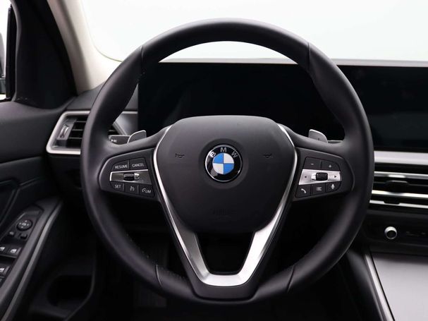 BMW 320i 135 kW image number 8