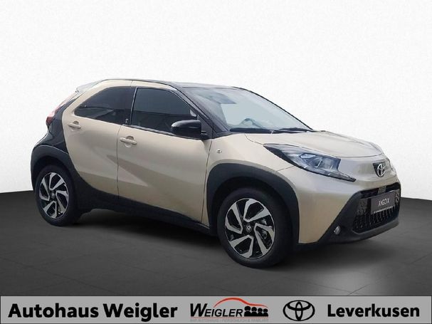 Toyota Aygo X 53 kW image number 2