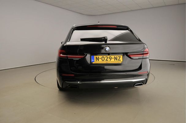 BMW 520i Touring 135 kW image number 4