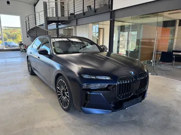 Car image 29