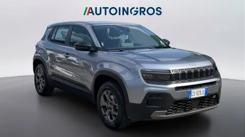 Car image 2