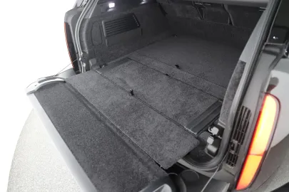 Car image 39