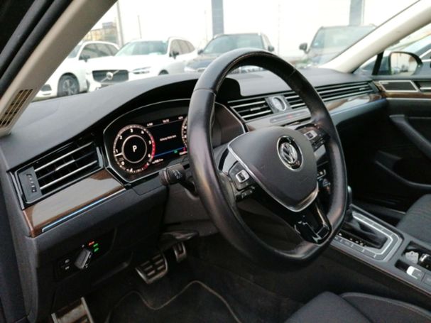 Volkswagen Passat Alltrack 2.0 TDI 4Motion 140 kW image number 11