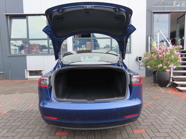 Tesla Model 3 Performance AWD 335 kW image number 16