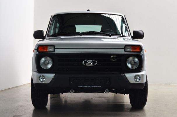 Lada Niva 4x4 61 kW image number 3