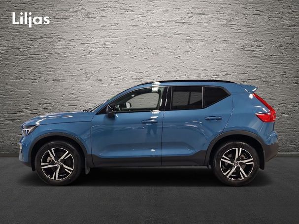 Volvo XC40 B3 Plus Dark 120 kW image number 3