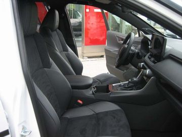 Car image 23