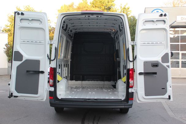 Volkswagen Crafter 35 103 kW image number 11