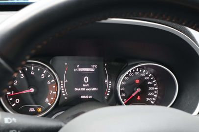 Car image 37