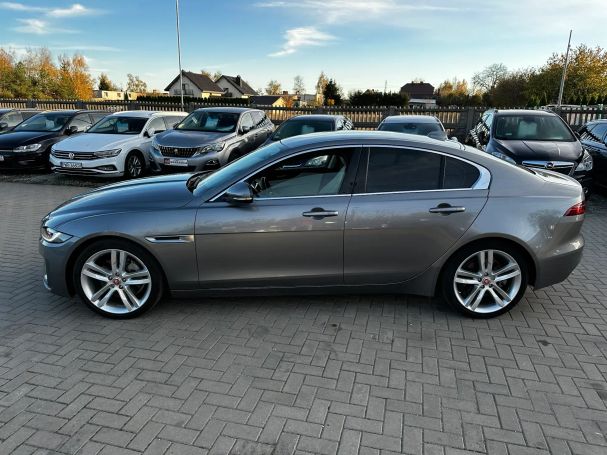 Jaguar XE 132 kW image number 5