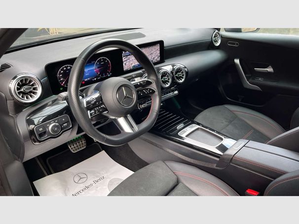 Mercedes-Benz A 180 d Line 85 kW image number 11