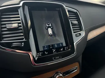 Car image 32