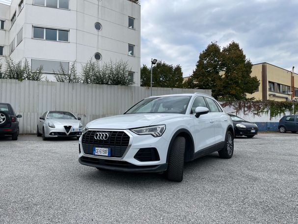 Audi Q3 2.0 TDI S tronic Business 110 kW image number 1