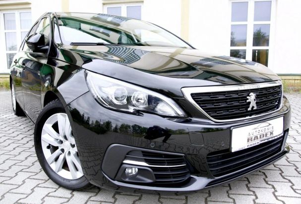 Peugeot 308 88 kW image number 2